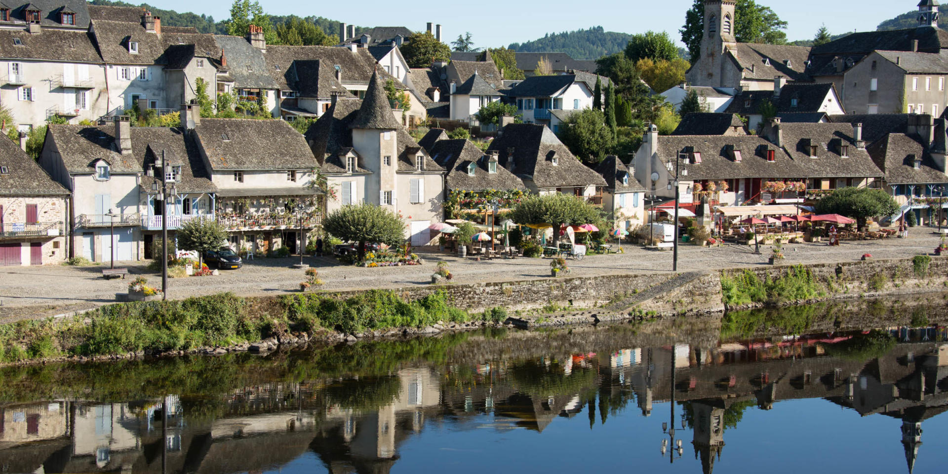 Les quais d’Argentat-sur-Dordogne